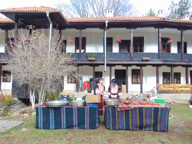 Тържествен момент 2